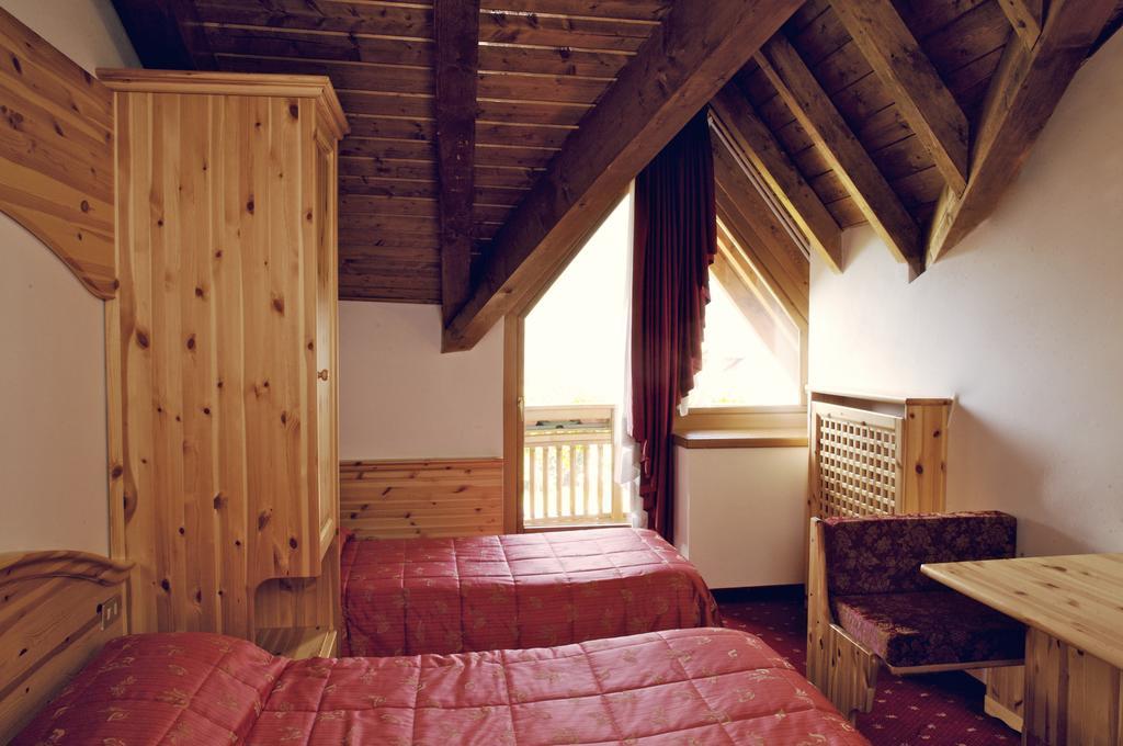 קומזדורה Hotel Almazzago חדר תמונה
