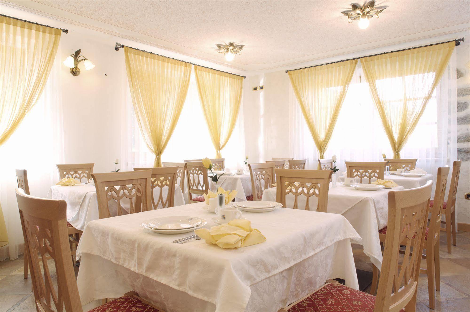 קומזדורה Hotel Almazzago מראה חיצוני תמונה